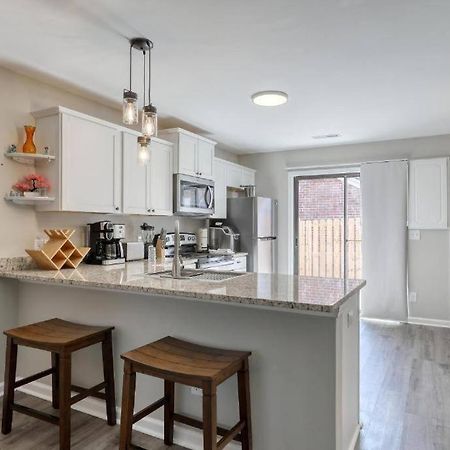 דירות מירטל ביץ' Stylish Haven New Walk To The Ocean Smart Tvs Wifi מראה חיצוני תמונה